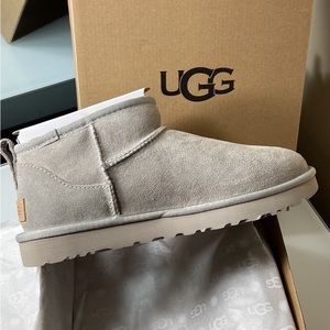 Ugg ultra mini “goat” - women’s 8